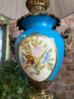 Porcelāna lampa ar bronzu, vidēja izmēra (3879) - Image 10