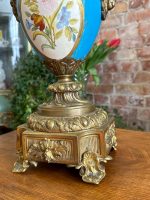 Porcelāna lampa ar bronzu, vidēja izmēra (3879) - Image 17