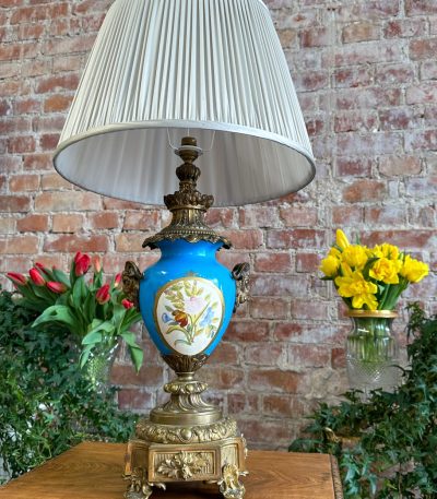 Porcelænslampe med bronze, mellemstor (3879)