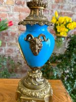 Porcelāna lampa ar bronzu, vidēja izmēra (3879) - Image 8