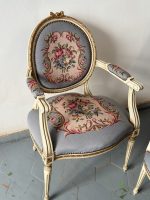 Izsmalcināti krēsli ar gobelēnu un roku balstiem — Luija XVI stilā (French Louis XVI Style Tapestry Armchairs) (5111) - Image 6