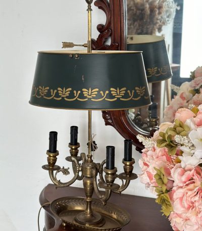 Bordlampe med metalkuppel, 4 pærer (4976)