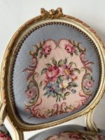 Izsmalcināti krēsli ar gobelēnu un roku balstiem — Luija XVI stilā (French Louis XVI Style Tapestry Armchairs) (5111) - Image 8