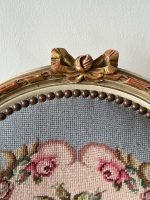 Izsmalcināti krēsli ar gobelēnu un roku balstiem — Luija XVI stilā (French Louis XVI Style Tapestry Armchairs) (5111) - Image 14