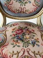 Izsmalcināti krēsli ar gobelēnu un roku balstiem — Luija XVI stilā (French Louis XVI Style Tapestry Armchairs) (5111) - Image 10