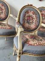 Izsmalcināti krēsli ar gobelēnu un roku balstiem — Luija XVI stilā (French Louis XVI Style Tapestry Armchairs) (5111) - Image 4