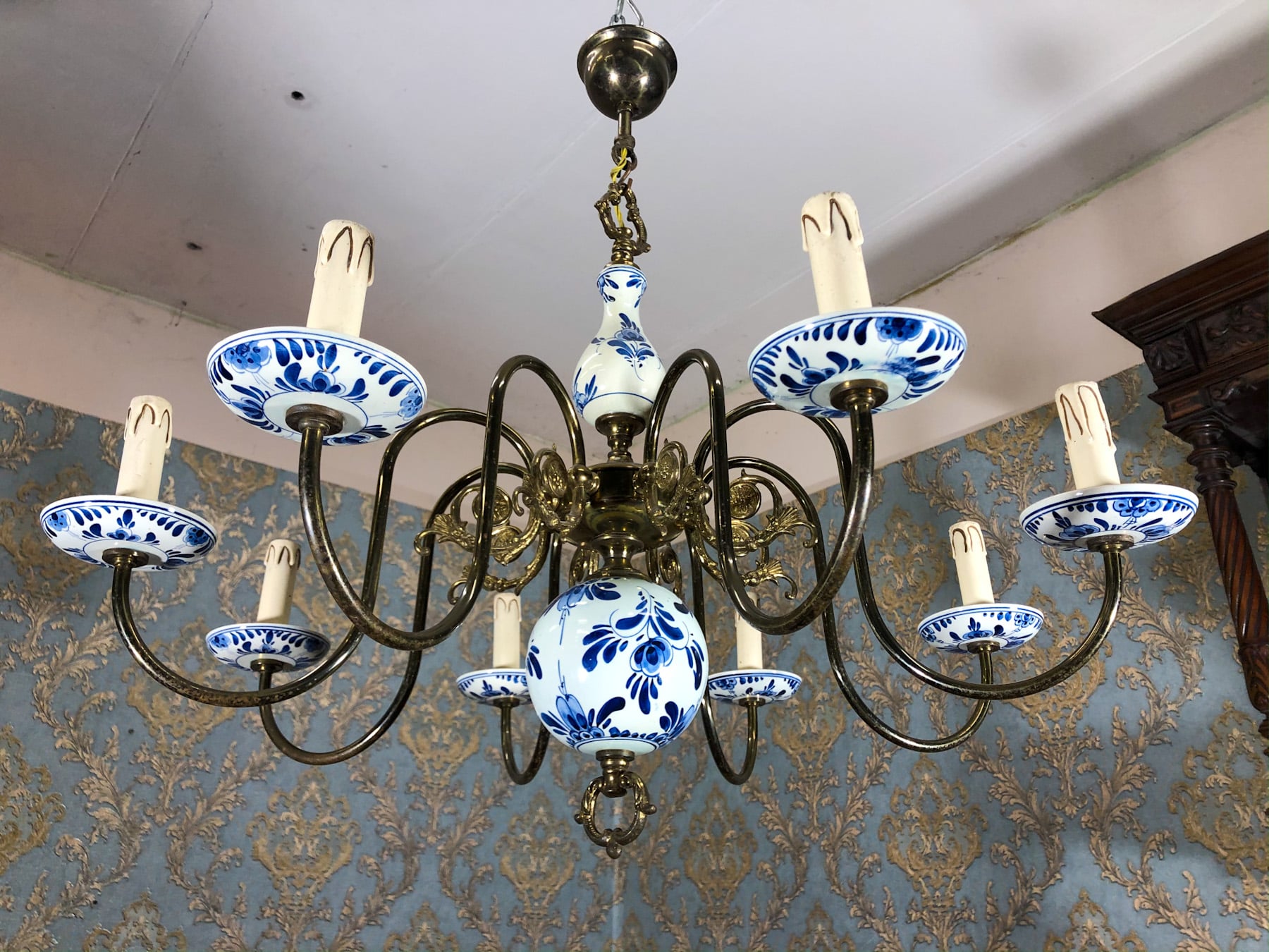 Griestu lampa ar baltu un zilu detalizāciju, 8 spuldzes (290) - Image 1