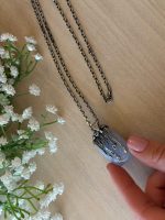 sudraba kaklarota – liela izmēra sudraba kulons ar dabīgo akmeni un garu sudraba ķēdi (6824) - Image 3