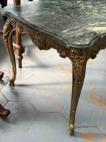 Antīks misiņa kafijas galdiņš ar zaļu marmora virsmu — Luija XV stilā (heavy brass green marble coffee table) (6383) - Image 13