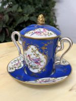 Grezna Porcelāna Krūze ar Vāku un Apakštasīti — Sevras stilā, Limoges, (limoges porcelain cup with lid and saucer — Sèvres style) (4439) - Image 8
