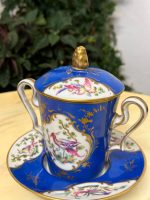 Grezna Porcelāna Krūze ar Vāku un Apakštasīti — Sevras stilā, Limoges, (limoges porcelain cup with lid and saucer — Sèvres style) (4439) - Image 9