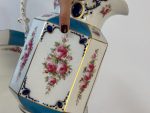 Antīks porcelāna mazgājamās bļodas un krūzes komplekts uz misiņa statīva (5088) - Image 10