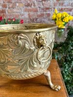 Brass Planter with Lion Masks and Dutch Landscapes — Historicism, England/Netherlands, 19th Century (3880) - Image 4