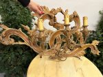 Stor taklampe i tre og metall, gullfarget, middels vekt (4436) - Bilde 3