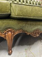 Zaļš, Ādas, Chesterfield Stila Dīvāns-Sofa, Liela Izmēra, Ideālā Stāvoklī (4295) - Image 12
