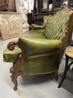 Zaļš, Ādas, Chesterfield Stila Dīvāns-Sofa, Liela Izmēra, Ideālā Stāvoklī (4295) - Image 8