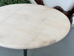 Antīks franču bistro dārza galds ar marmora virsmu un čuguna kāju — antique bistro table — 19. gs. beigas (4831) - Image 9