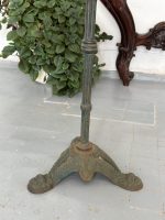 Antīks franču bistro dārza galds ar marmora virsmu un čuguna kāju — antique bistro table — 19. gs. beigas (4831) - Image 6