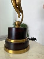 Galda Lampa ar Eņģeļa Figūru, Vidēji Liela Izmēra (4690) - Image 8