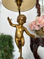Galda Lampa ar Eņģeļa Figūru, Vidēji Liela Izmēra (4690) - Image 5