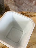 Porcelāna kašpo ar roku gleznotu ziedu buketi — Franču klasicisms / Direktora stils, Couleuvre, Francija, ap 1950 - Image 5