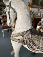 Cheval en bois, taille moyenne (3818) – Image 5