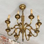 Bronzas lampa, vidēji liela izmēra (1094)