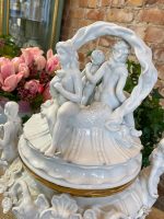 Liels porcelāna trauks ar vāku — Meisenes stilā, Perfektā Stāvoklī (Meissen Style Porcelain Centerpiece) (3294) - Image 17