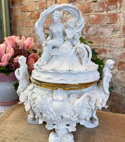 Small Meissen style porcelain urn vase with floral garlands