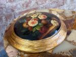 Maza Izmēra Ovāla, Izliekta Glezna ar Ziedu Motīviem un Parakstu (5454) - Image 7