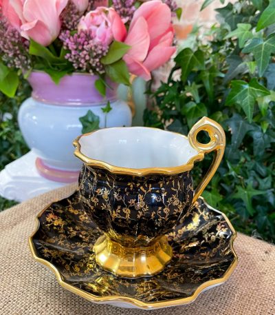 Stor Limoges porcelænskrus med underkop (3282)