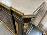 Boulle stila kumode ar bronzas aplikācijām un marmora virsmu — Napoleona III stils, Francija, ap 1860 (3566) Ļoti Liela Izmēra - Image 31