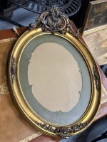 Grezns antīks franču ovāls koka rāmis zelta krāsā ar stiklu un zaļu paspartū — Paul Degrandsart Paris (antique pair of French oval gilt wood frames) (4259) - Image 4