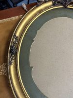 Grezns antīks franču ovāls koka rāmis zelta krāsā ar stiklu un zaļu paspartū — Paul Degrandsart Paris (antique pair of French oval gilt wood frames) (4259) - Image 17