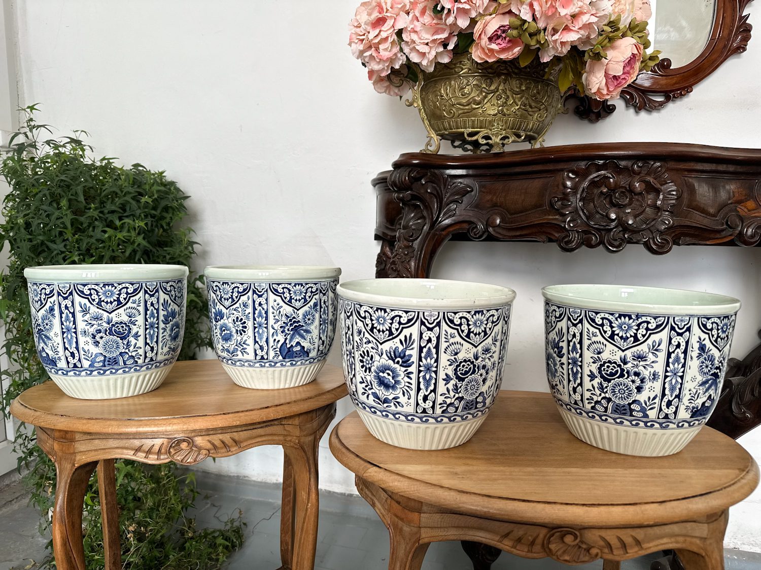 Delft Kašpo, Puķpodi, Vidēja Izmēra, Pieejami 4gab (4734) - Image 1