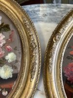 Ekskluzīvas Ovālas Klusās Dabas Gleznas ar Ziedu Motīviem Greznā Rāmī (pair of antique oval floral oil paintings) — Klus - Image 6