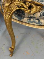 Vergoldete Rokoko-Konsole mit Rocaille-Ornamentik — Louis-XV-Stil, Frankreich, circa 1880–1920 (4412) – Bild 4