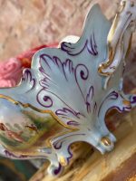 Porcelāna Kašpo ar Eņģeļu Motīviem, uz Ķepiņām, Neliela Izmēra (5453) - Image 9