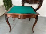 Table de jeu ouvrante avec plateau en feutre vert et décor sculpté — Style Louis XV, France, vers 1860-1890 – Image 12