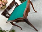 Table de jeu ouvrante avec plateau en feutre vert et décor sculpté — Style Louis XV, France, vers 1860-1890 – Image 13