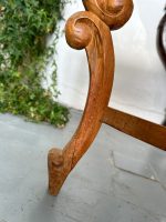 Antīka koka konsole ar caurgrieztu rocaille aparmali — Luija XV stilā (Antique Louis XV Style Carved Wood Console Table) (4675) - Image 14