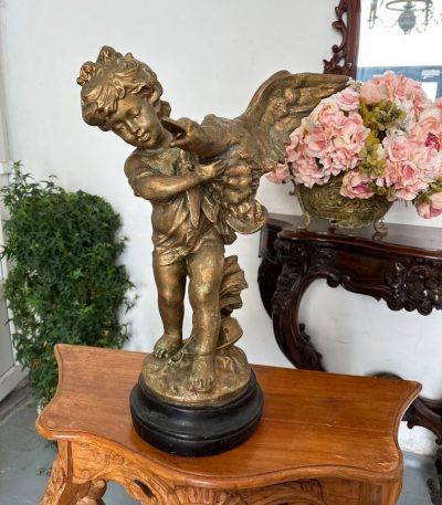 Putto med svane - Vinget barnefigur, Belle Époque, Frankrig, ca. 1890-1910