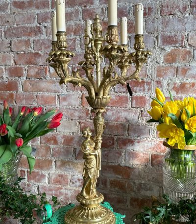 Bordlampe med kvindefigur, stor, meget tung (3891)