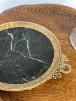 Antīka marmora paplāte ar zeltītas bronzas elementiem — Luija XVI stilā (gilt bronze marble tray) (5115) - Image 7