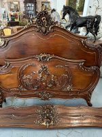 Koka gulta ar eņģeļu kokgriezumiem — Luija XV stilā, Ļoti Smalkiem Kokgriezumiem, Zelta Krāsas Akcentiem (Carved Wood Bed with Cherubs in Louis XV Style) (4008) - Image 10