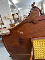 Koka gulta ar eņģeļu kokgriezumiem — Luija XV stilā, Ļoti Smalkiem Kokgriezumiem, Zelta Krāsas Akcentiem (Carved Wood Bed with Cherubs in Louis XV Style) (4008) - Image 40