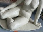 Kvindefigur med signatur, mellemstor, mellemvægtig (6753) - Billede 5