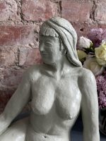 Kvindefigur med signatur, mellemstor, mellemvægtig (6753) - Billede 7