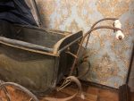 Senlaicīgi bērnu rati ar lielo kulbu un zīmējumu — Viktorijas laikmeta stilā (Large Antique Carriage Style Baby Stroller in Victorian Style) (323) - Image 5