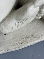 Kvindefigur med signatur, mellemstor, mellemvægtig (6753) - Billede 3
